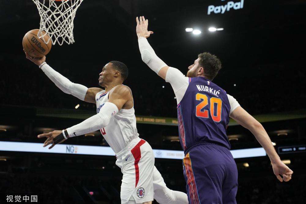 也更多地思 也更多地思